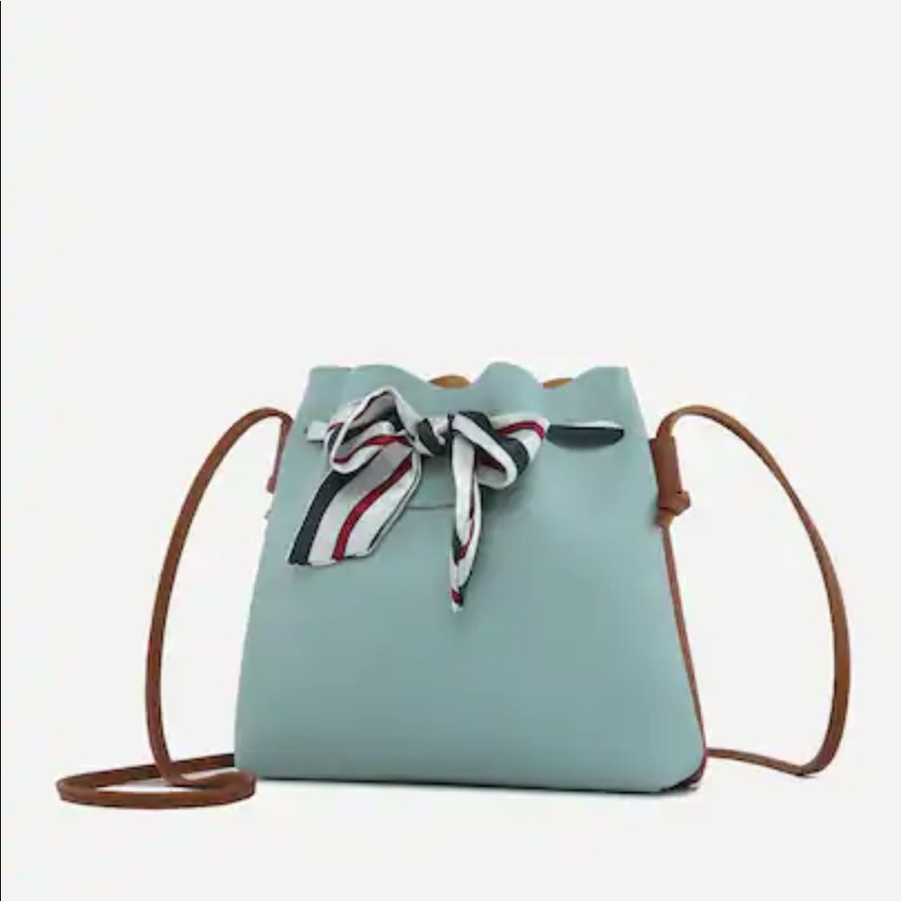 Striped Bow Decor Bag